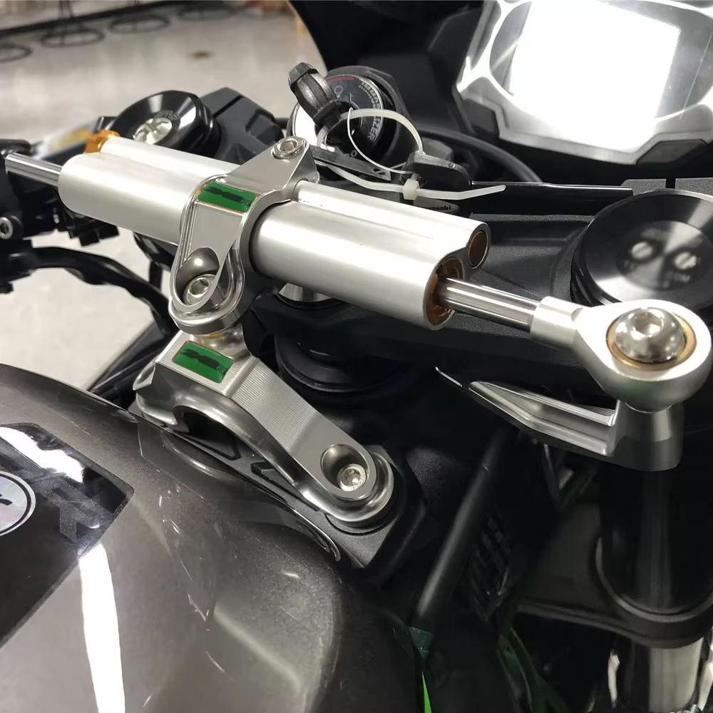Per Kawasaki Ninja ZX 6R ZX-6R - Steering Damper Stabilizer Kit Cnc recensione e prezzo